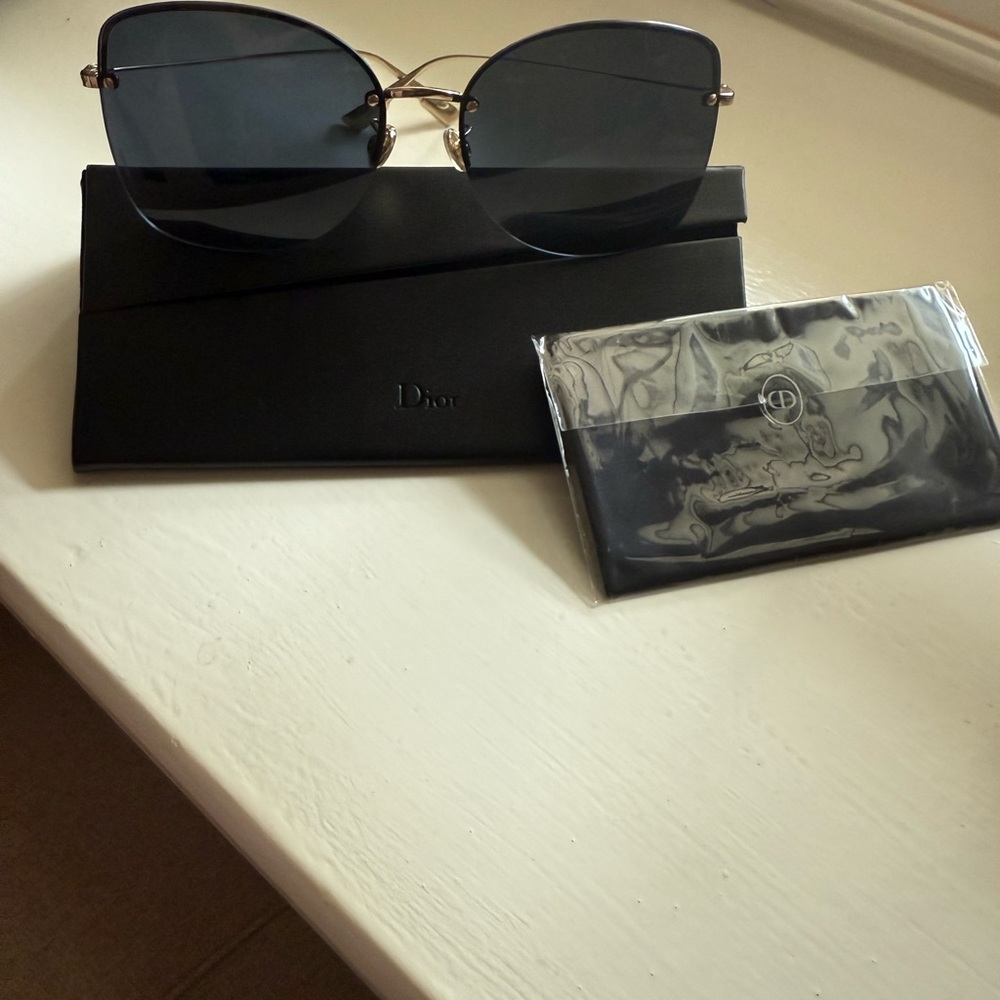 Dior Elegant Black and Gold Sunglasses